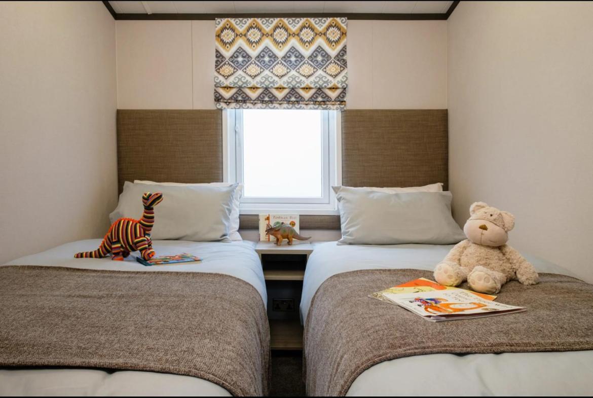 Lakewood Lodge Saint Fillans Bagian luar foto