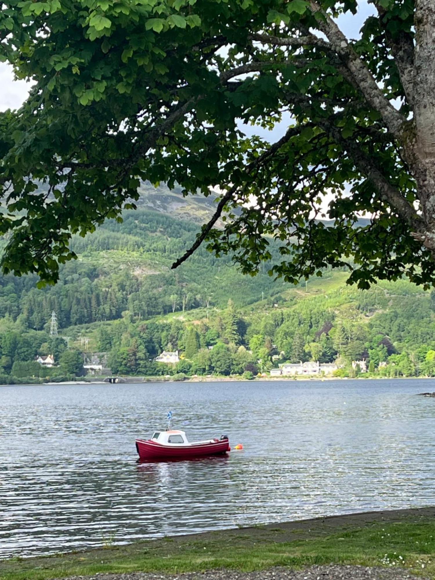 Lakewood Lodge Saint Fillans Bagian luar foto